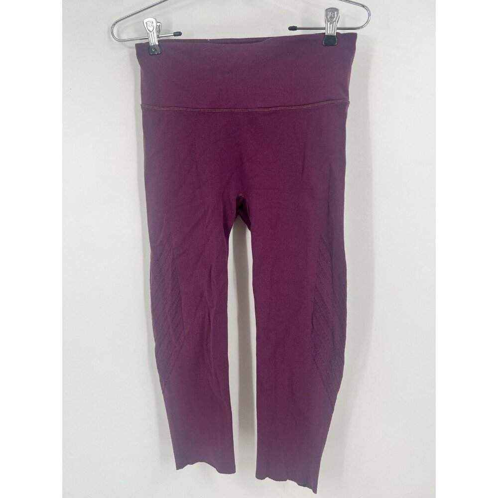 Women’s Lululemon Cropped Leggings Eggplant Purple Size 8